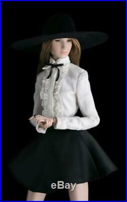 12 Zoe Benson Taissa Farmiga Dressed DollAmerican Horror Story CovenLE800NEW