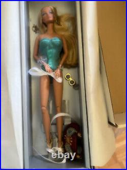 2005 Integrity Toys Fashion Royalty Seashore Rebel Natalia Fatale #91060