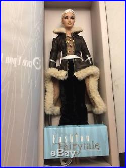 2017 Fashion Fairytale Convention NuFace 24K Erin Salston Dressed Doll