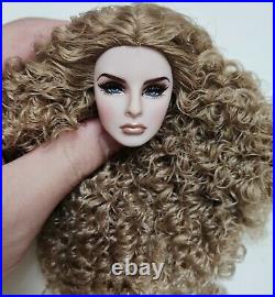 Fashion OOAK Agnes Head Doll FR Royalty Barbie Integrity Toys Barbie