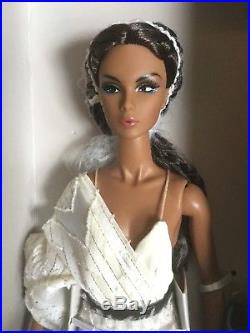 Fashion Royalty Changing Winds Eden Blair Dressed Doll NRFB 2017 Conv. #82092