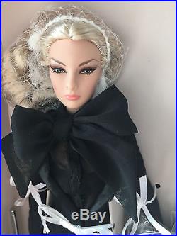 Fashion Royalty Giselle Diefendorf Sensuous Affair Dressed Doll