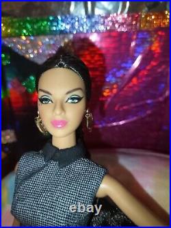 Fashion Royalty Integrity Toys Style Notes Isha Doll Light Honey Skin