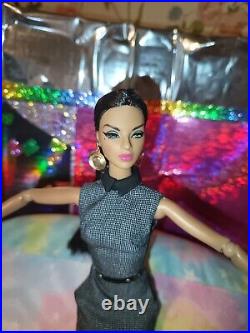 Fashion Royalty Integrity Toys Style Notes Isha Doll Light Honey Skin