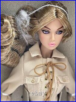 Fashion Royalty Poppy Parker Outback Walkabout Nrfb Doll 12