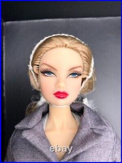 Fashion Royalty Pretty Calculated Erin S. Dressed Doll mini gift set Unused
