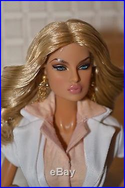 Fashion Royalty doll FR2 SZ Going Public Eugenia Perrin Loose PERFECT Beauty HTF