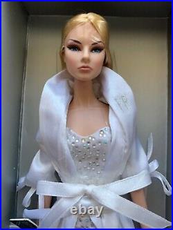 Integrity Toys Fashion Royalty Morning Dew Giselle Nuface Dressed Doll Nrfb