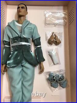Integrity Toys The Weekender Lukas Maverick Nude With Stand & Coa