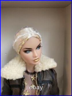 NEW FASHION ROYALTY/INTEGRITY Erin 24K Fairytale Convention Doll