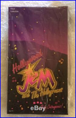 NEW NRFB Integrity Toys SDCC Jem and the Holograms HOLLYWOOD JEM Doll with SHIPPER