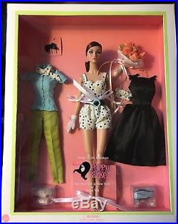 NRFB Holiday In The Hamptons Poppy Parker Haute Doll Exclusive Gift Set