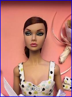 NRFB Holiday In The Hamptons Poppy Parker Haute Doll Exclusive Gift Set