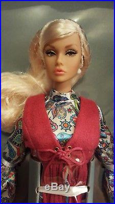 NRFB Integrity IFDC Convention Time of the Season Poppy Parker Dressed Doll