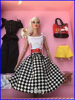 Oh La La Poppy Parker Dressed Doll Giftset 2016 W Club Exclusive The Bon Bon Col