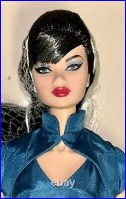 Out Of The Blue Kyori Sato Fashion Royalty Integrity Toys Convention Doll