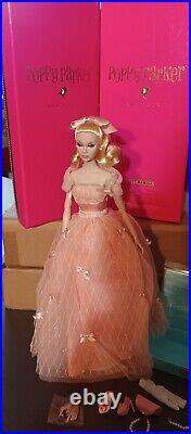 PEACH PARFAIT POPPY PARKER doll Integrity Toys 2018 FASHION ROYALTY FR COMPLETE