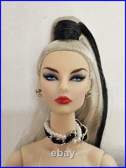 Paris Runway Giselle NuFace Fashion Royalty Doll Mint