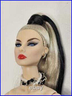 Paris Runway Giselle NuFace Fashion Royalty Doll Mint