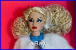 Poppy Parker ANGEL IN BLUE NRFB 2014 Gloss Convention Fashion Royalty