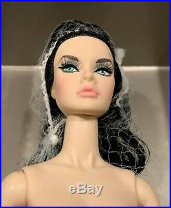 Poppy Parker Chiller Thriller Luxe life Convention Exclusive doll nude Integrity