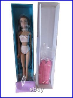 Poppy Parker Doll (16 inch) Fashion Royalty. Integrity Toys. 3 from Japan